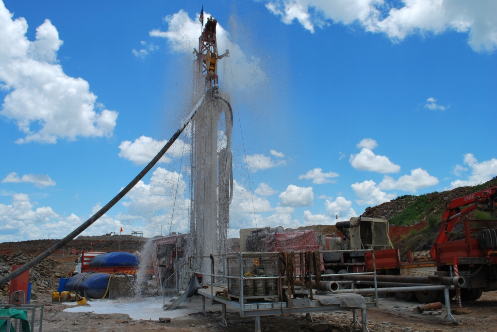 DTH Hammers: Revolutionizing Construction Foundation & Water ... DTH Hammers: Revolutionizing Construction Foundation & Water ...